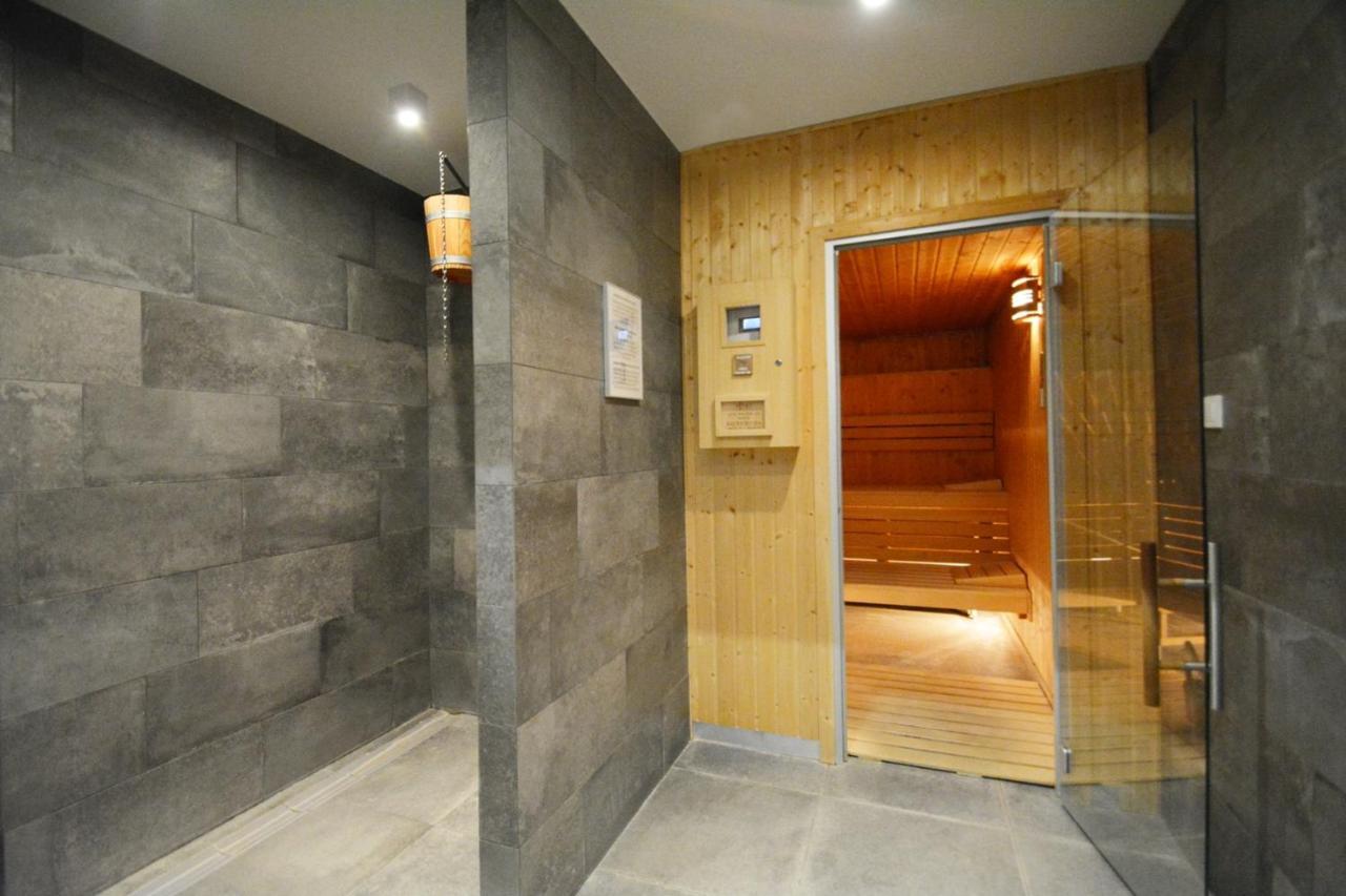 Apartament Z Widokiem, Osiedle Feniks كولوبرزيغ المظهر الخارجي الصورة