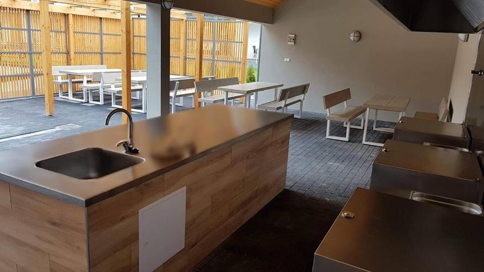 Apartament Z Widokiem, Osiedle Feniks كولوبرزيغ المظهر الخارجي الصورة